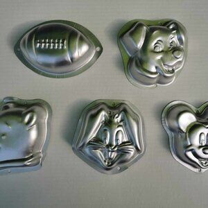 Set Of  5 Cake Trays